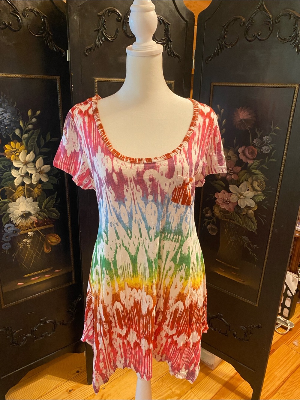 Fresh Produce Women’s Rainbow Tie-Dye Scoop Neck Top